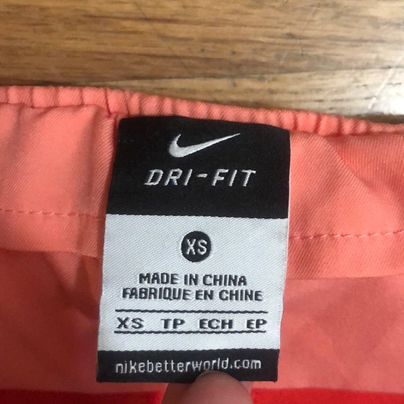 Nike DRI-FIT XS running shorts - Picture 3 of 5